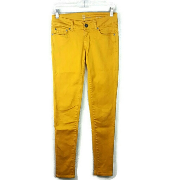 mustard colored skinny jeans
